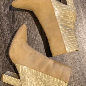 Chinese laundry tan boots size 6.5